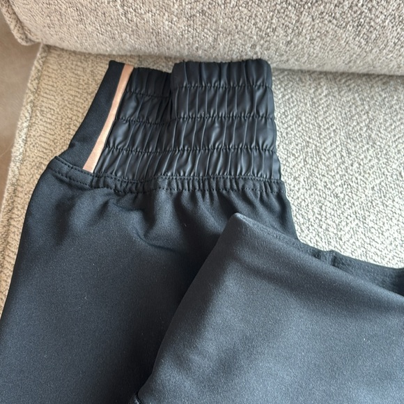 Brooks joggers - Picture 7 of 8